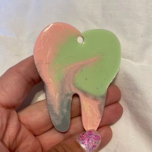 Handmade resin tooth magnet